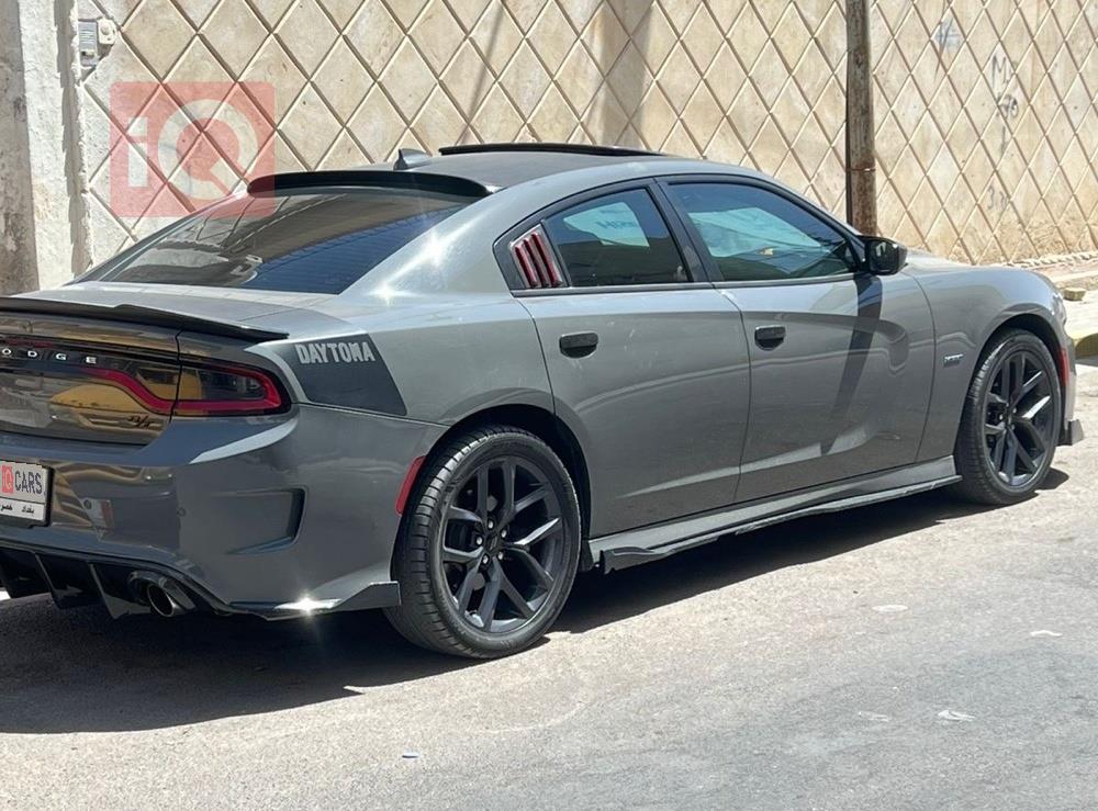 دودج تشارجر